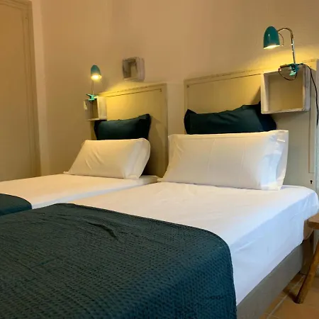 Arianella Penedes Nocleg ze śniadaniem 4*