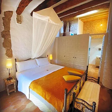 Allotjament i esmorzar Arianel.la B&B Penedes 3*