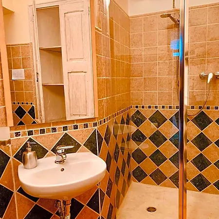 Allotjament i esmorzar Arianel.la B&B Penedes Torrelles de Foix